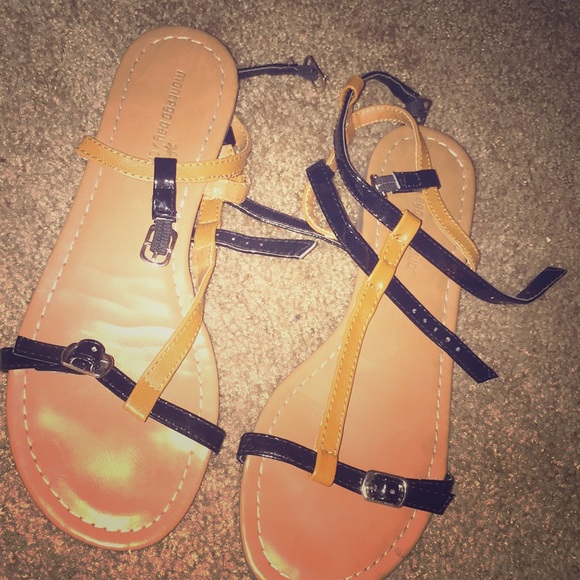 Sandals - Picture 1 of 1